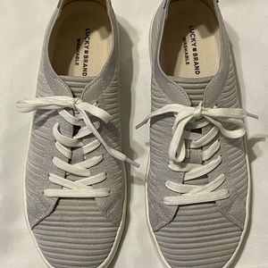 Lucky brand women’s Shannia knit fashion sneakers
